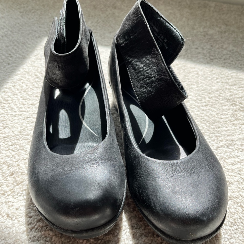 Dansko Lulu Ankle Strap Flats